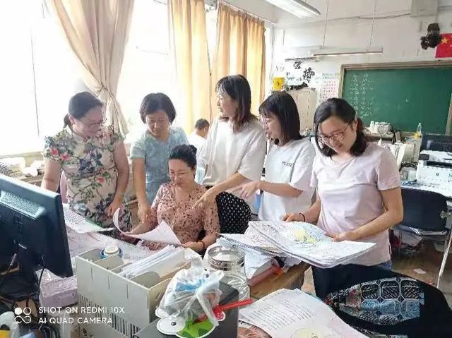 国康家安月更圆——2020级中秋文化苑手抄报评比结果