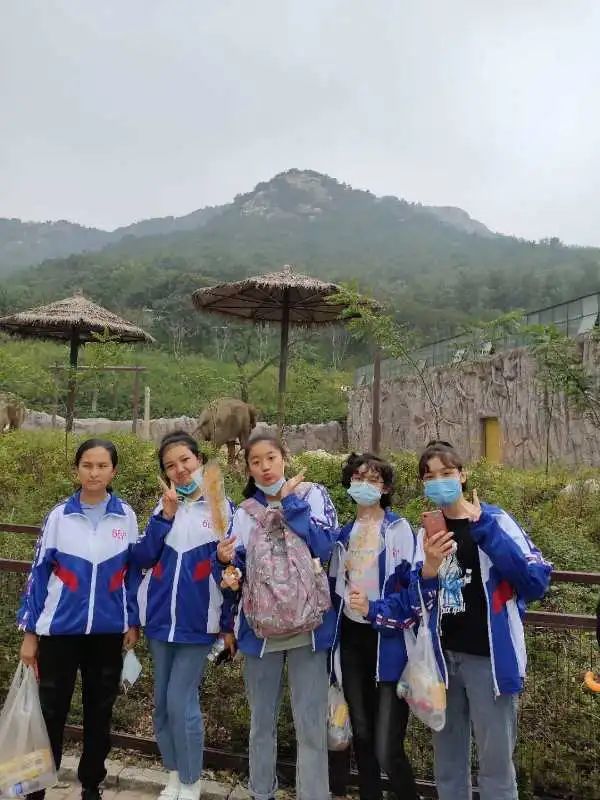 关爱野生动物，保护美好家园——山东省青岛第六十六中学野生动物园研学活动