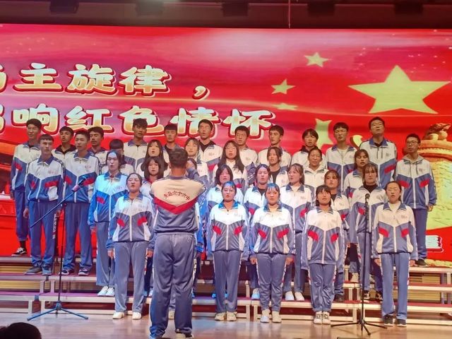弘扬主旋律，唱响红色情怀