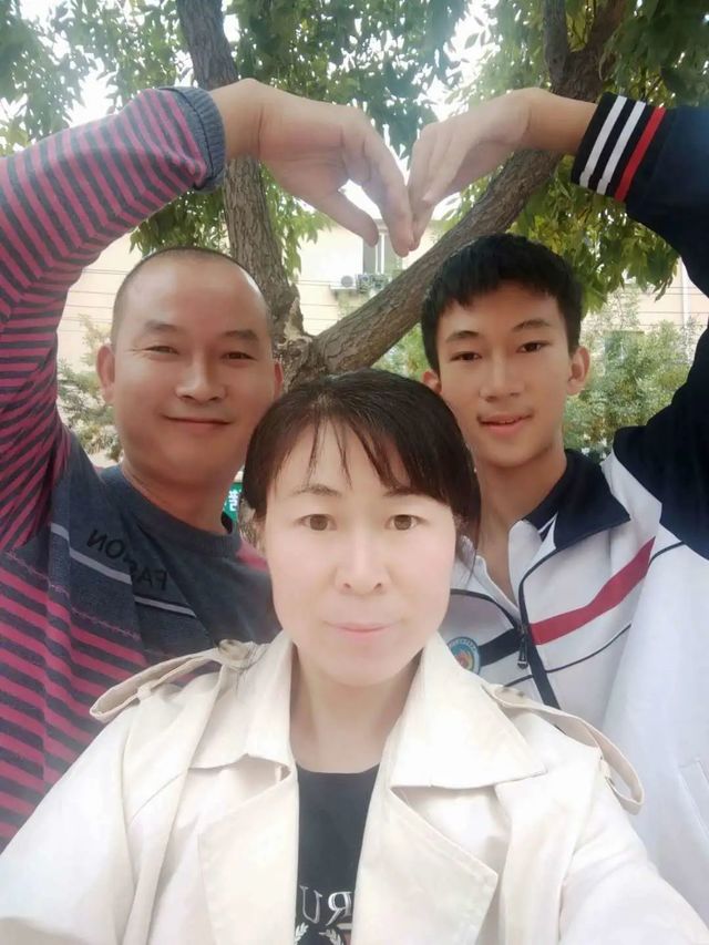 家长心理课堂——将我的爱捧在手心