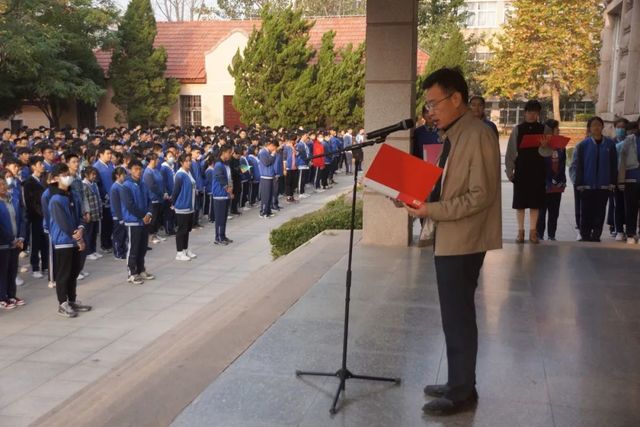 巩固民族团结 筑牢中华民族共同体意识——青岛六十六中举行“民族团结教育月”启动仪式