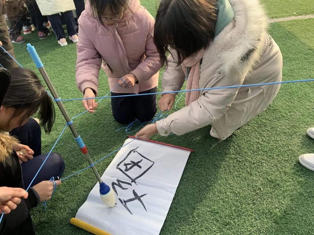 凝心齐聚力，团结融班级——青岛六十六中2020级高一6班团建活动顺利开展