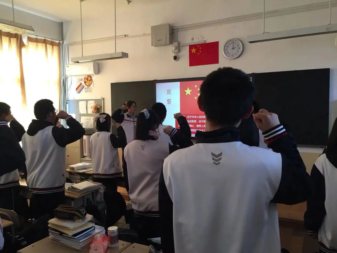 宪法在心中 我校举行“学宪法 讲宪法”宪法学习宣传教育系列活动