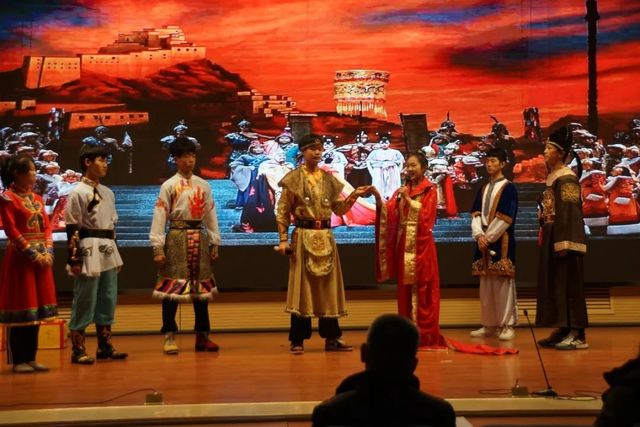 演绎经典历史 弘扬家国情怀——青岛六十六中原创历史剧展演