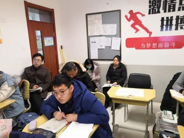 单元教学为主线，课堂创新促提升——青岛六十六中生物组教育教学年会展示课