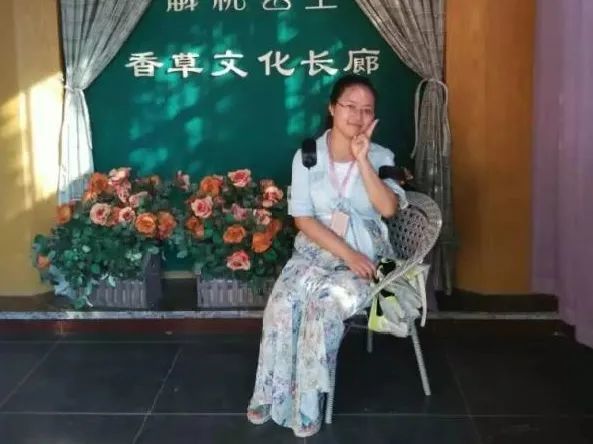 祝贺青岛六十六中四名青年教师在青岛市青年教师基本功比赛中荣获佳绩