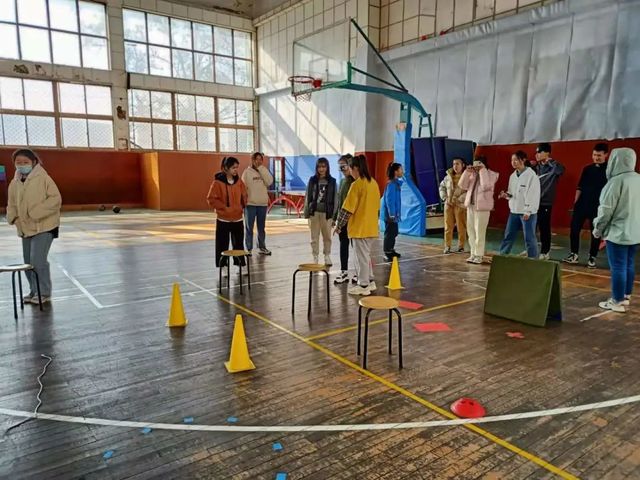 运动无处不在，跑酷无限精彩 ——青岛六十六中新疆部举办趣味跑酷