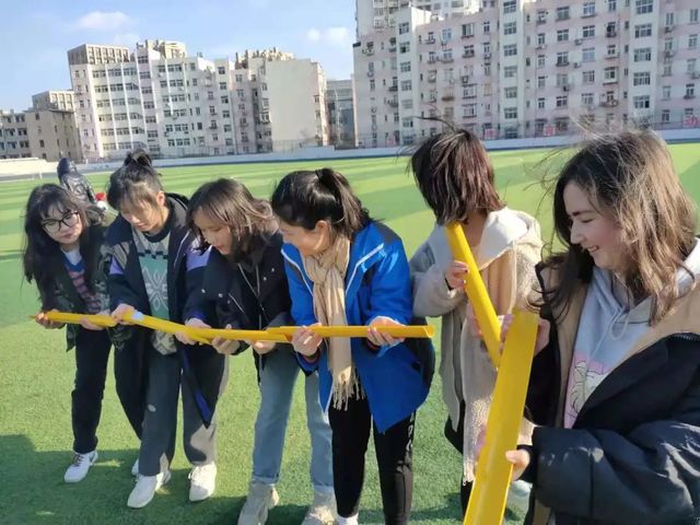 运动无处不在，跑酷无限精彩 ——青岛六十六中新疆部举办趣味跑酷