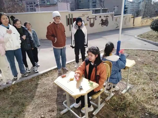 运动无处不在，跑酷无限精彩 ——青岛六十六中新疆部举办趣味跑酷