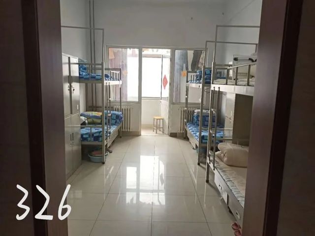 构建温馨港湾，共创你我家园 ——青岛六十六中学温馨港湾评比活动
