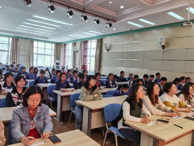 红心向党，致敬建党百年——外语组举办英语主题演讲比赛