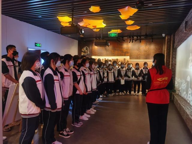 学党史，正青春——青岛六十六中高一4班中共青岛党史纪念馆社会实践