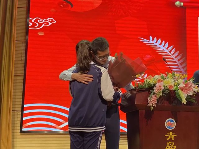百年华诞心向党 青春飞扬梦远航——青岛六十六中2021届学子毕业啦！