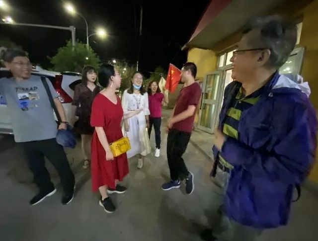万里家访万里亲 家校情满伊犁河