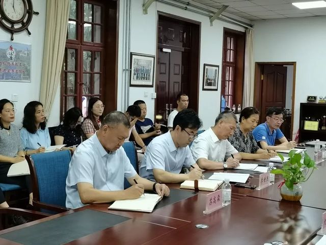 青岛市教育局到我校进行期初调研