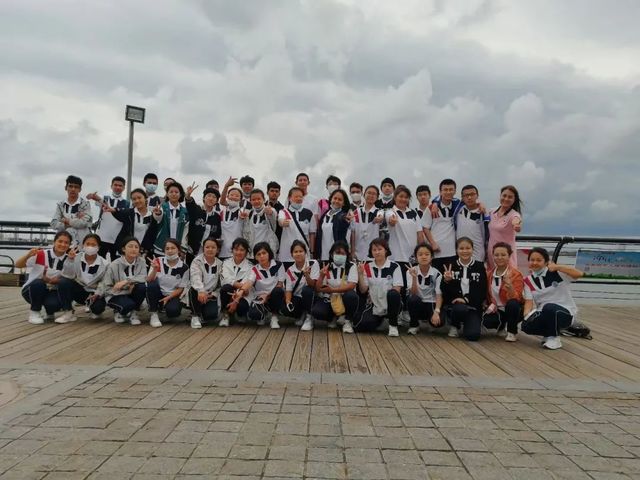 海风海韵 快乐研学——青岛六十六中2021级新疆班学生城市风貌研学活动