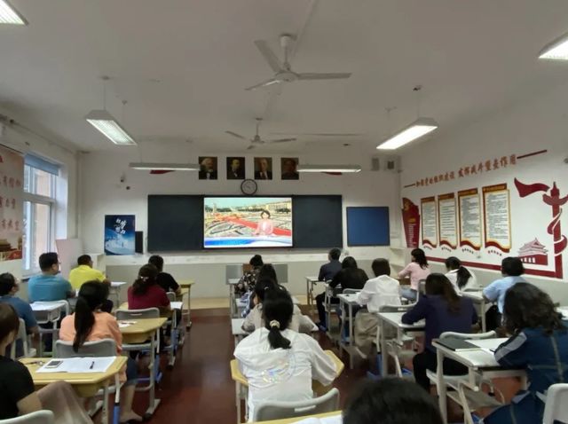 牢记初心使命 争取更大光荣——高三教师党支部开展学习习近平总书记“七一”重要讲话主题党日活动