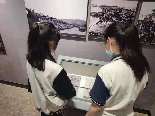 铭记历史 强国有我｜2020级7班国庆实践活动
