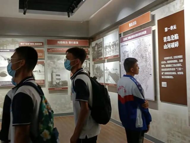 铭记历史 强国有我｜2020级7班国庆实践活动