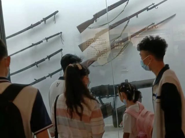 铭记历史 强国有我｜2020级7班国庆实践活动