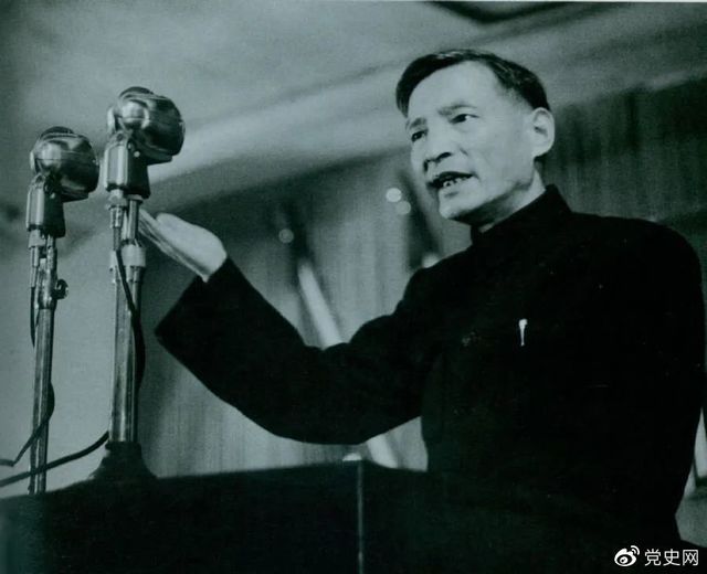 党史百年天天读 · 10月28日