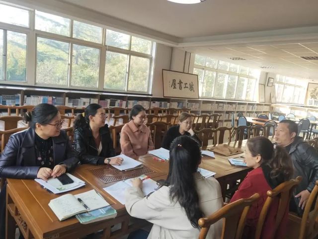 精准教研，聚力成长——生物组教研活动