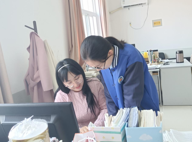 党员教师齐帮扶 关爱学生促成长——高三教师党支部“我为群众办实事”活动侧记