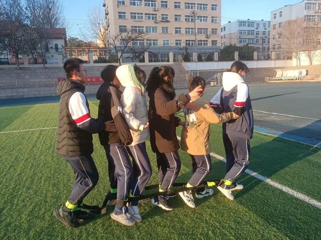 阳光正暖 不负时光——记2021级6班团建活动