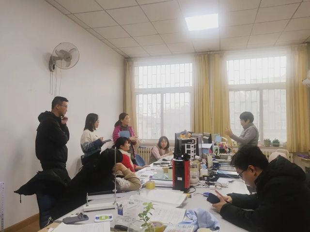 育人于教促发展，研教共进守初心——记青岛六十六中物理组宋林珊老师研究课