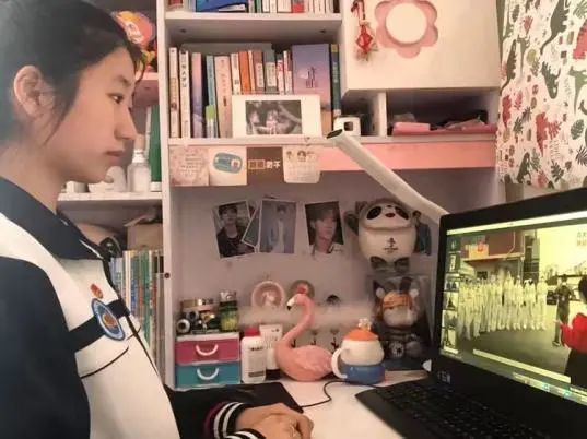 青春聚力齐行动，同心战“疫”显担当——我校组织开展“致敬抗疫英雄，弘扬抗疫精神”线上主题团课