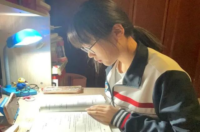 家国情怀 吾辈勇担当——2020级中俄班家长与孩子的家书分享（四）