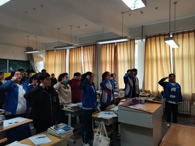 同心同德，心系家国——山东省优秀班集体 青岛六十六中2019级10班