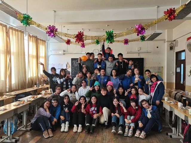 同心同德，心系家国——山东省优秀班集体 青岛六十六中2019级10班