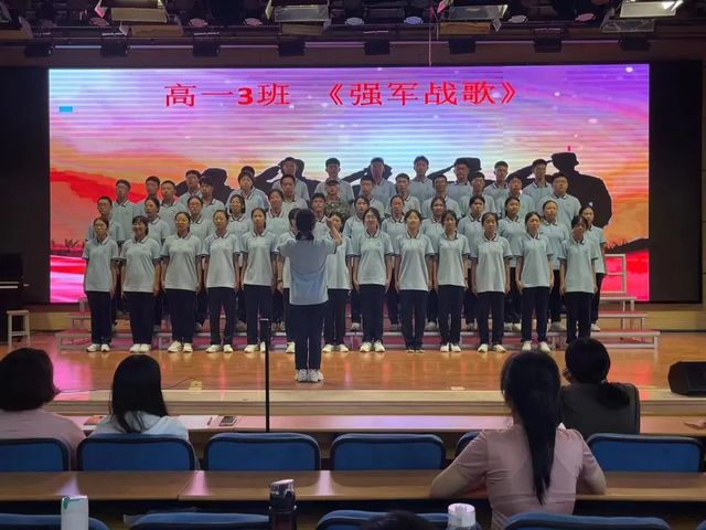 军歌嘹亮，唱响青春——记青岛六十六中“喜迎二十大”班级合唱大赛