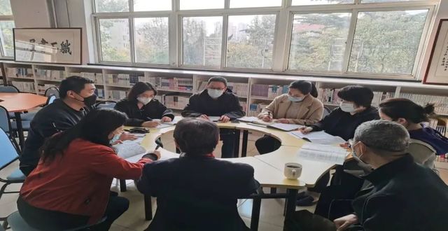 教学研究 | 立足课堂，集聚智慧，共促成长——历史组教研活动