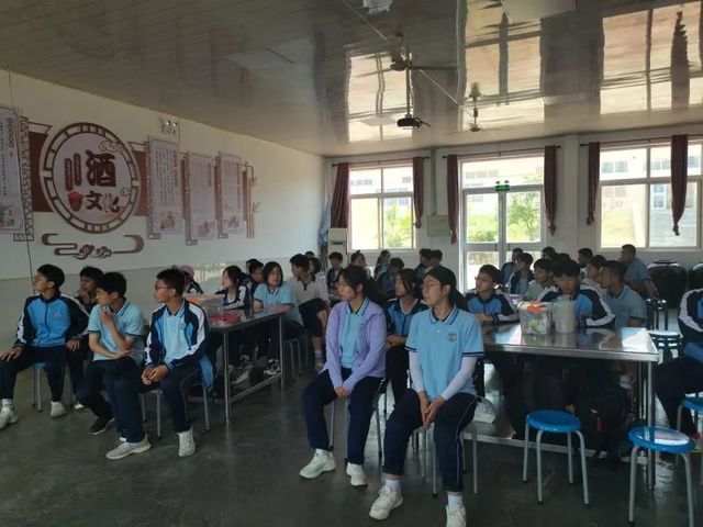 学农纪实 | 杏林说道谈经络，在野坐吹山林风，新酿杜康氤芬芳
