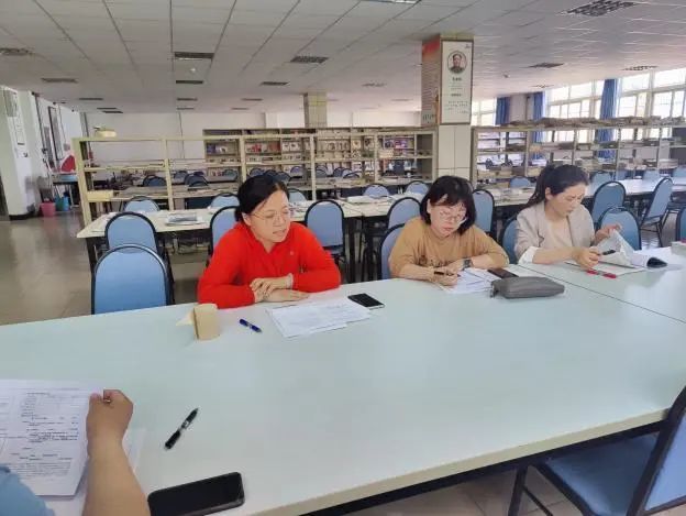 深耕课堂谱新篇，共研共进共发展——生物教研组课堂教学研究二