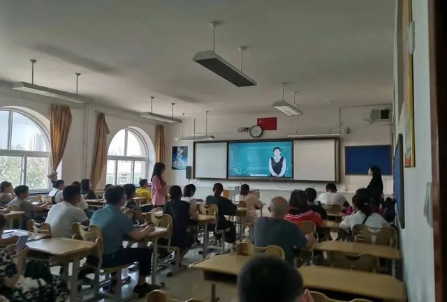 全环境立德树人 | 家校合作话沟通 亲子交流出妙招——青岛六十六中组织“五步教学法”家庭教育指导课程